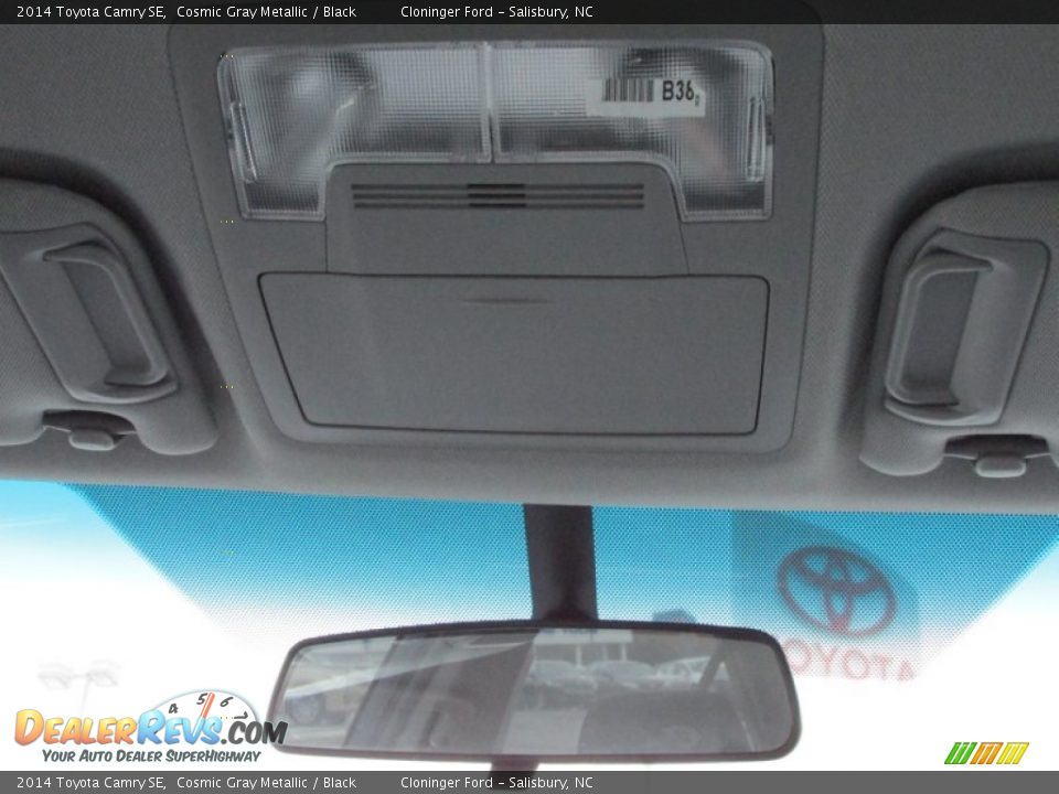 2014 Toyota Camry SE Cosmic Gray Metallic / Black Photo #18