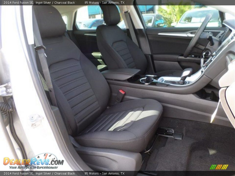 2014 Ford Fusion SE Ingot Silver / Charcoal Black Photo #9