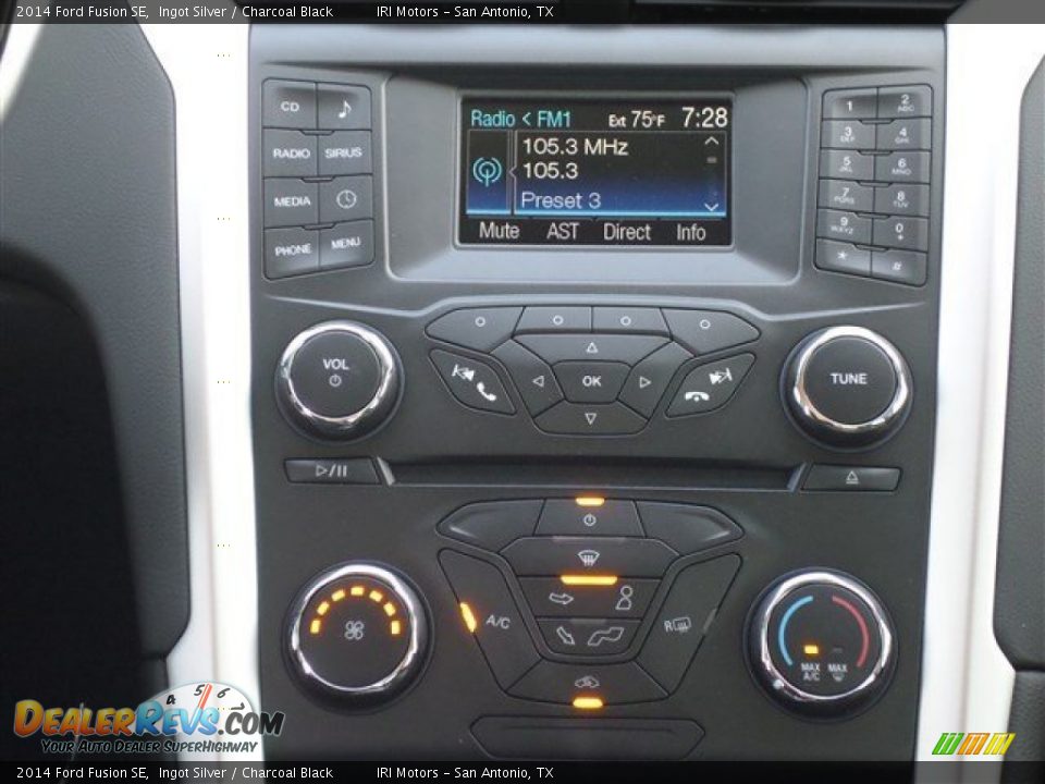 2014 Ford Fusion SE Ingot Silver / Charcoal Black Photo #20