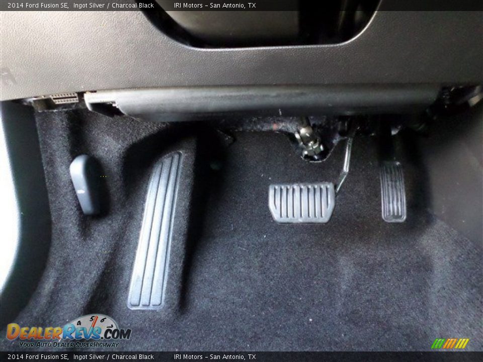 2014 Ford Fusion SE Ingot Silver / Charcoal Black Photo #25