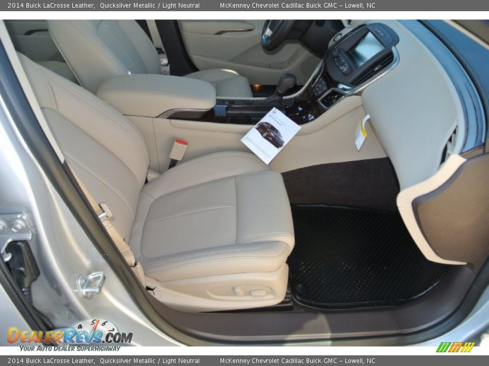 2014 Buick LaCrosse Leather Quicksilver Metallic / Light Neutral Photo #17