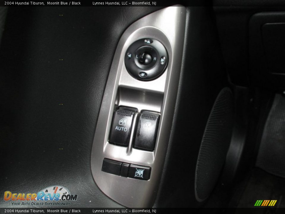2004 Hyundai Tiburon Moonlit Blue / Black Photo #13