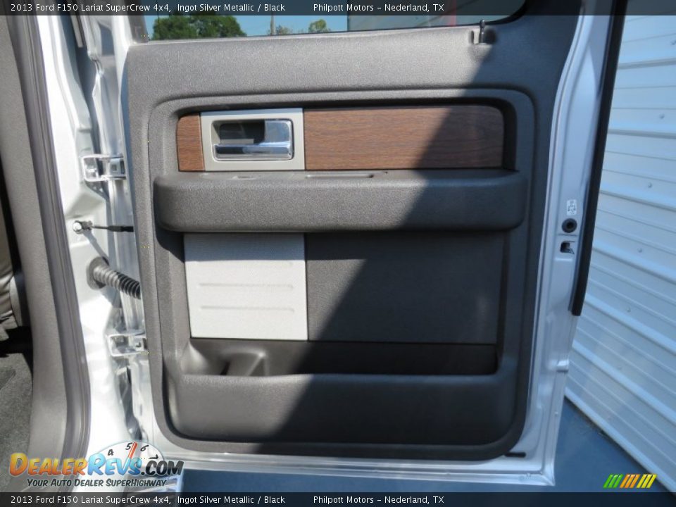 2013 Ford F150 Lariat SuperCrew 4x4 Ingot Silver Metallic / Black Photo #25