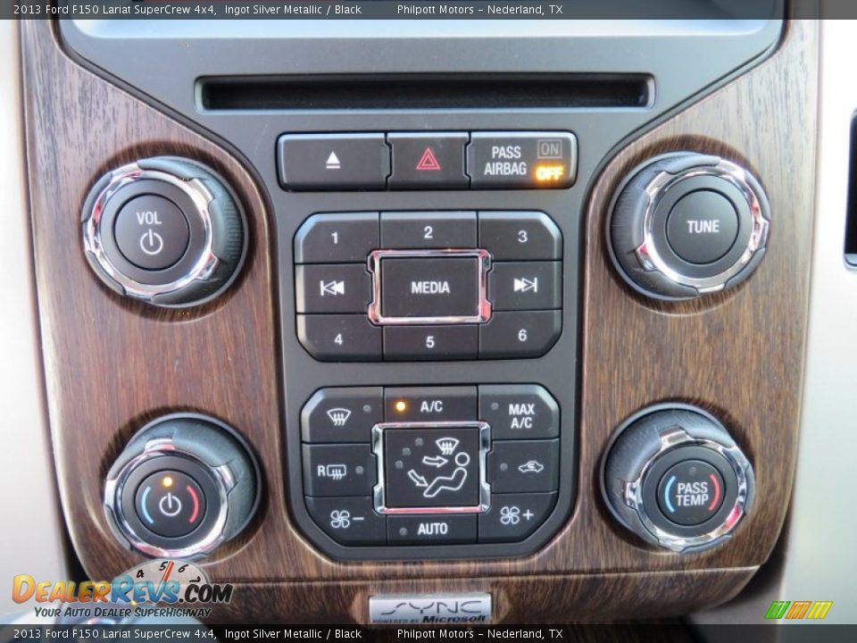 2013 Ford F150 Lariat SuperCrew 4x4 Ingot Silver Metallic / Black Photo #34