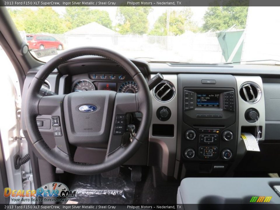 2013 Ford F150 XLT SuperCrew Ingot Silver Metallic / Steel Gray Photo #32