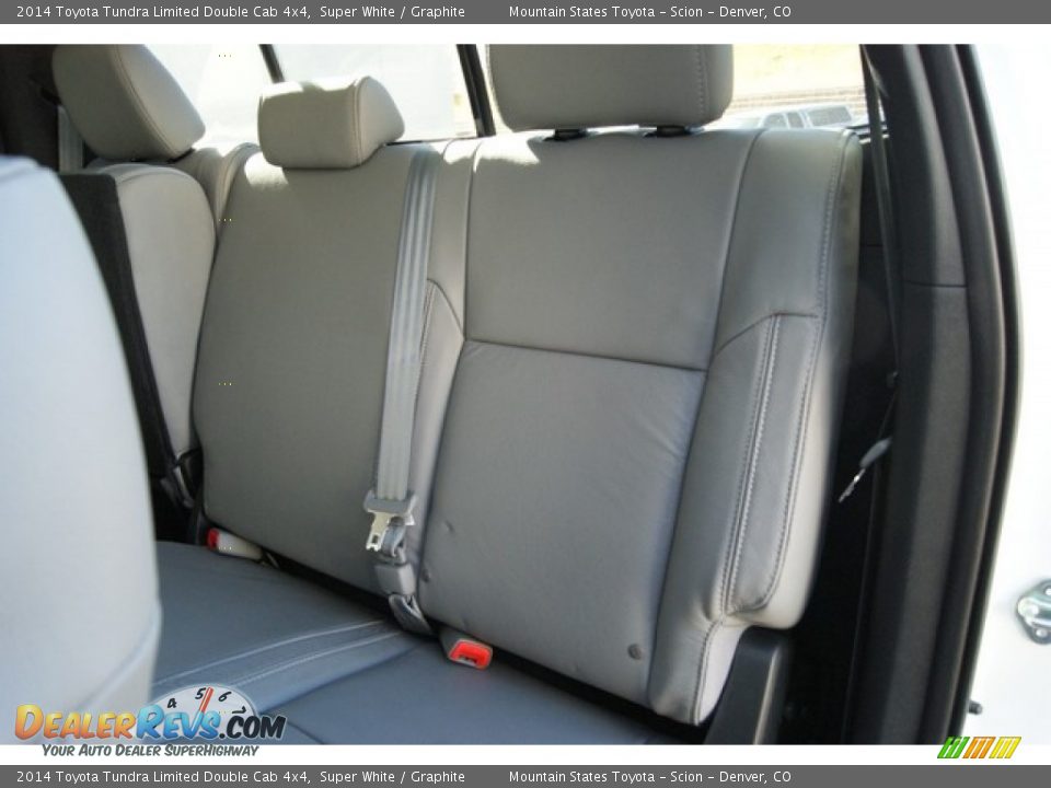 2014 Toyota Tundra Limited Double Cab 4x4 Super White / Graphite Photo #7