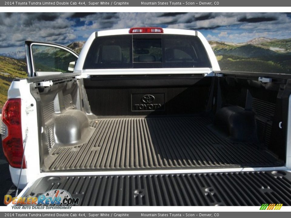 2014 Toyota Tundra Limited Double Cab 4x4 Super White / Graphite Photo #8