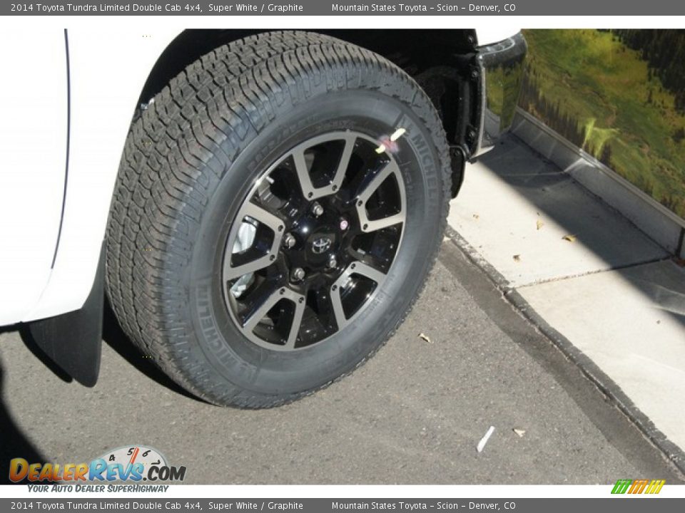 2014 Toyota Tundra Limited Double Cab 4x4 Super White / Graphite Photo #9