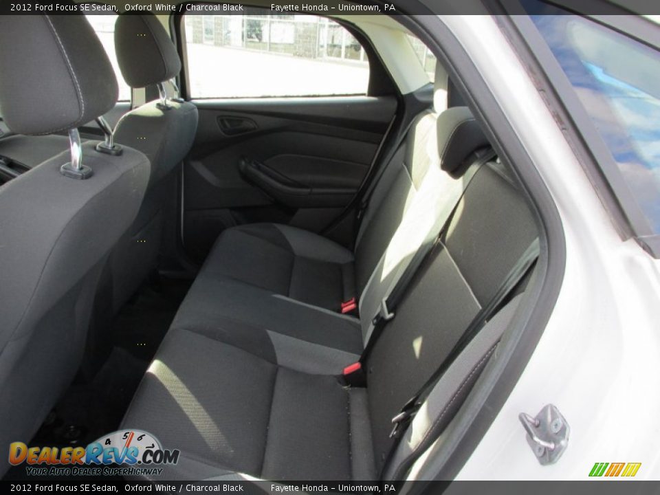 2012 Ford Focus SE Sedan Oxford White / Charcoal Black Photo #8