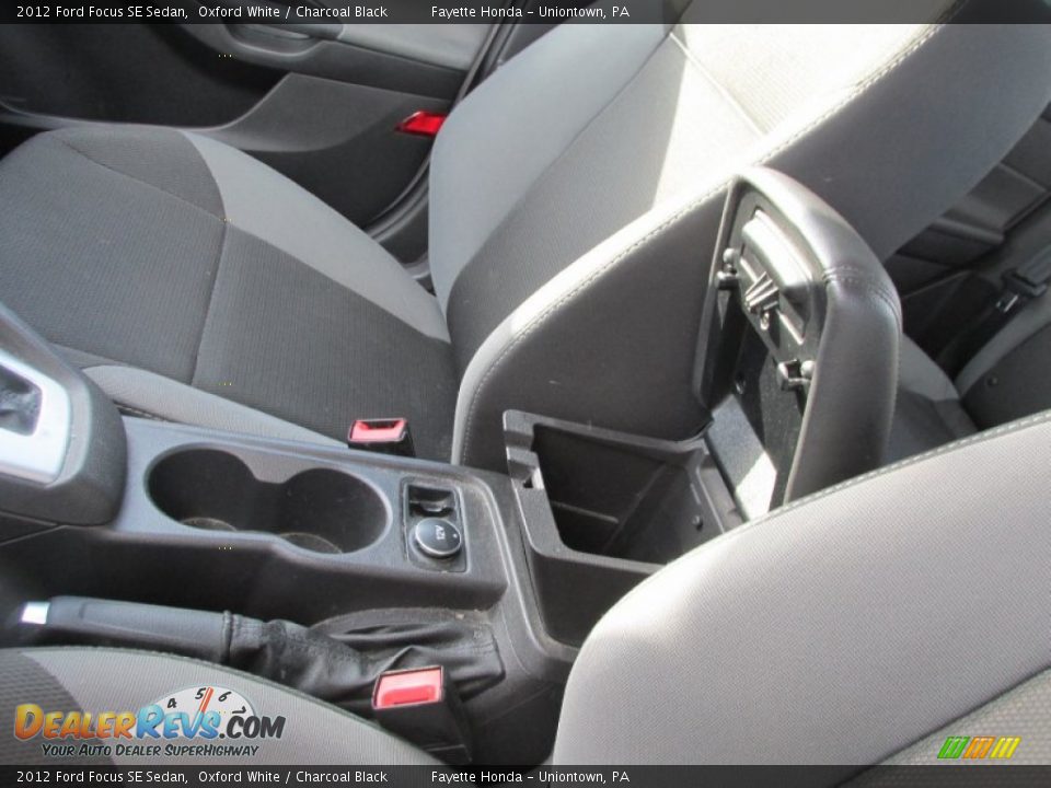 2012 Ford Focus SE Sedan Oxford White / Charcoal Black Photo #13