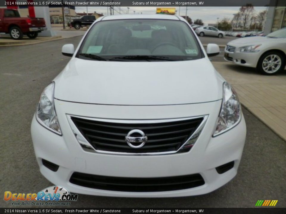 Nissan 1.6 versa sedan #9