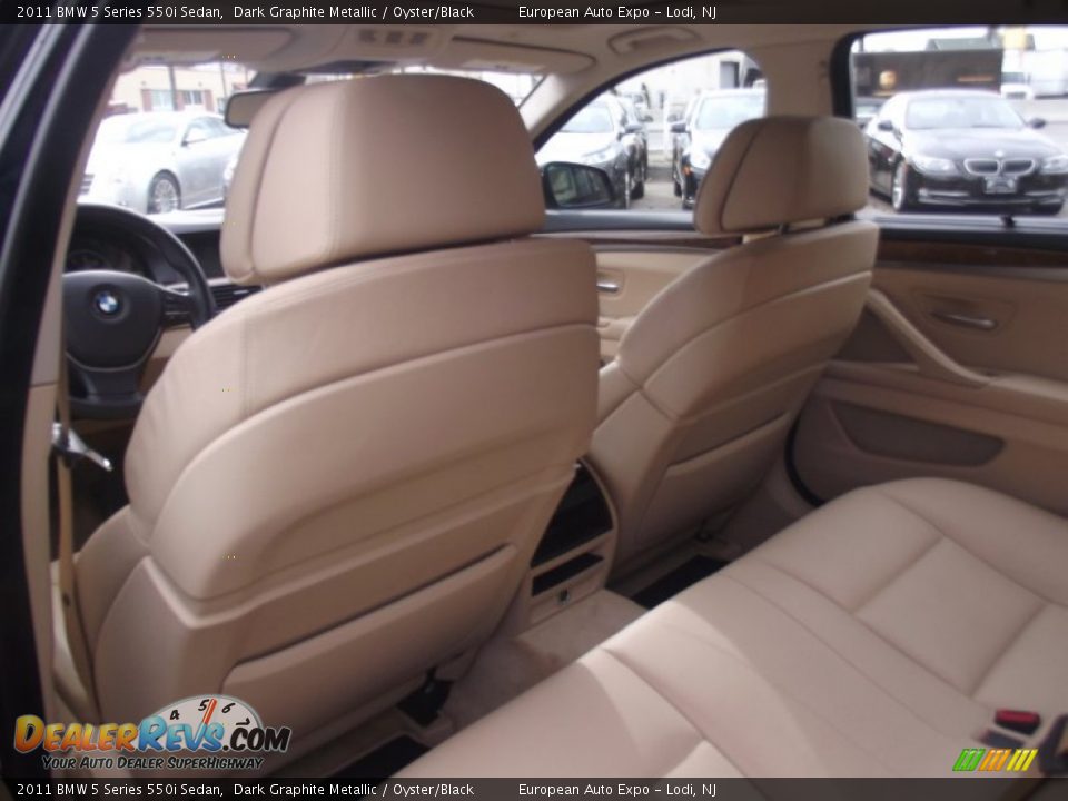 2011 BMW 5 Series 550i Sedan Dark Graphite Metallic / Oyster/Black Photo #10