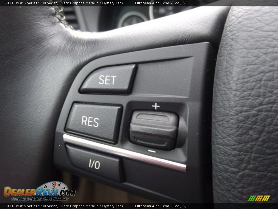 2011 BMW 5 Series 550i Sedan Dark Graphite Metallic / Oyster/Black Photo #23