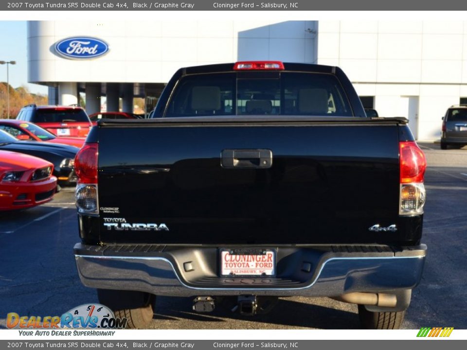 2007 Toyota Tundra SR5 Double Cab 4x4 Black / Graphite Gray Photo #4
