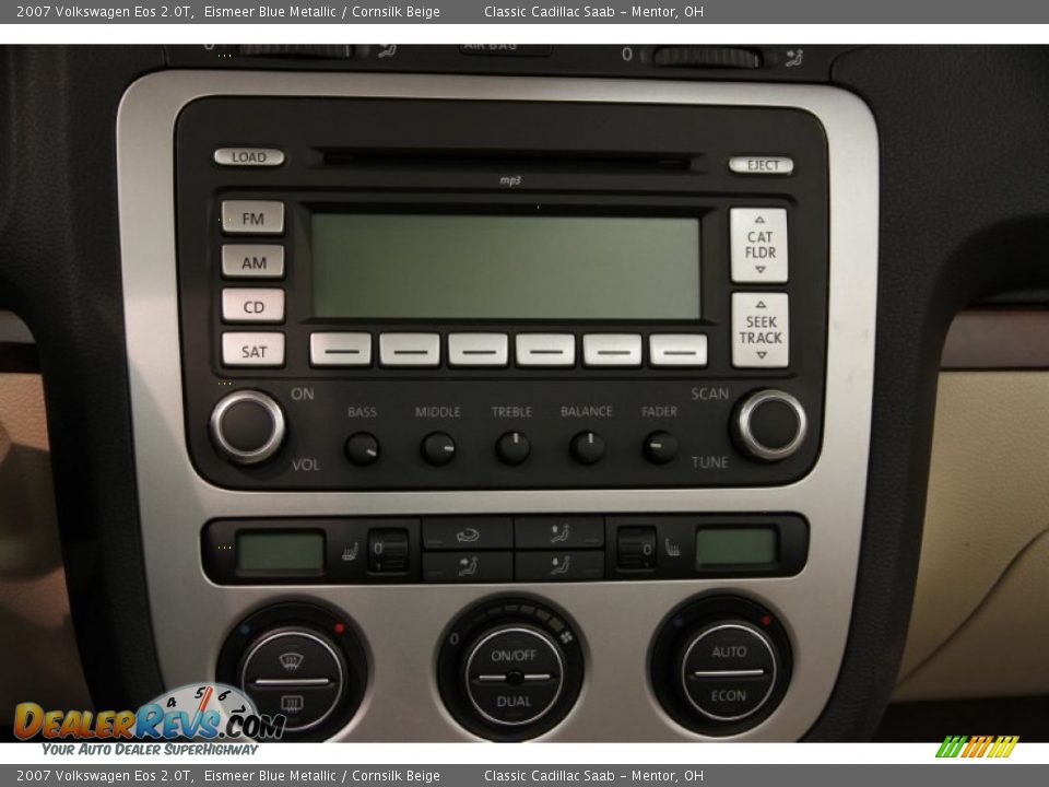 Controls of 2007 Volkswagen Eos 2.0T Photo #10