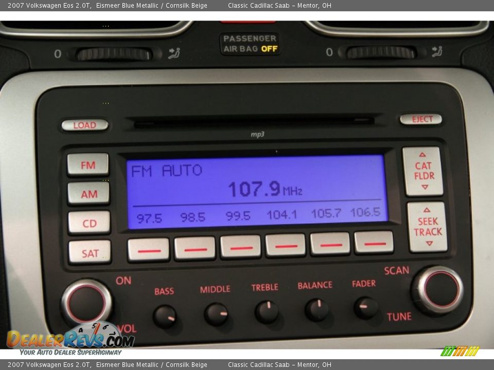 Audio System of 2007 Volkswagen Eos 2.0T Photo #11
