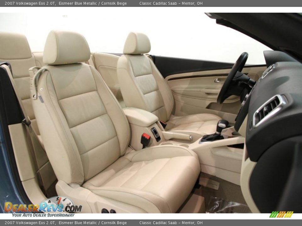 Front Seat of 2007 Volkswagen Eos 2.0T Photo #14