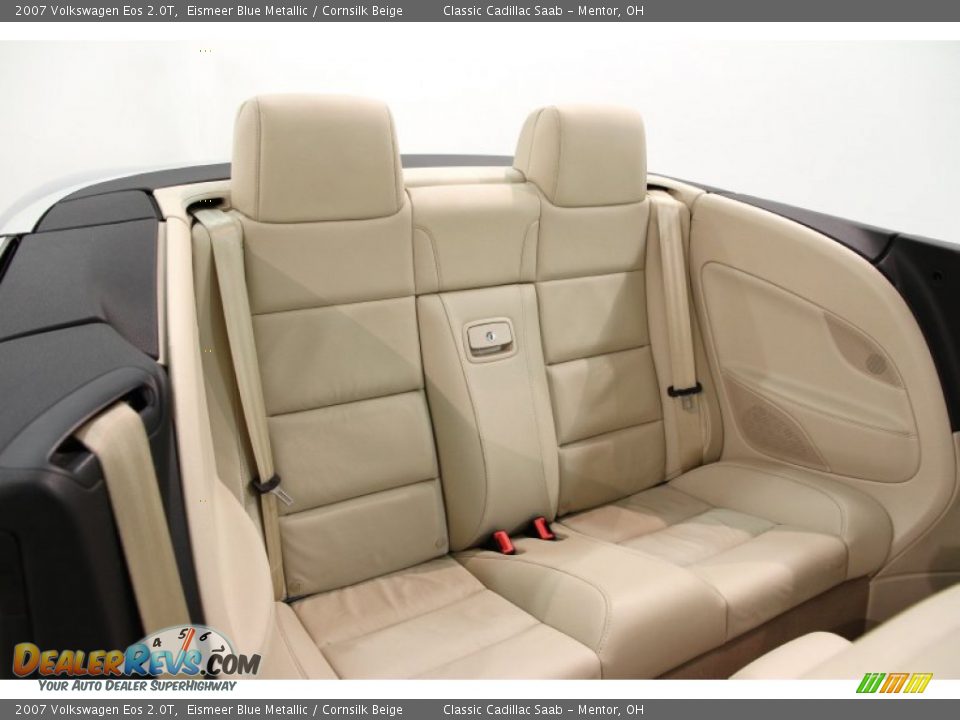 Rear Seat of 2007 Volkswagen Eos 2.0T Photo #15