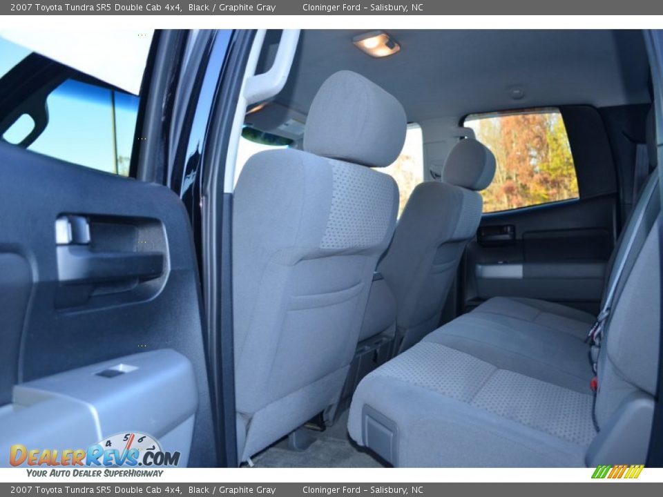 2007 Toyota Tundra SR5 Double Cab 4x4 Black / Graphite Gray Photo #11