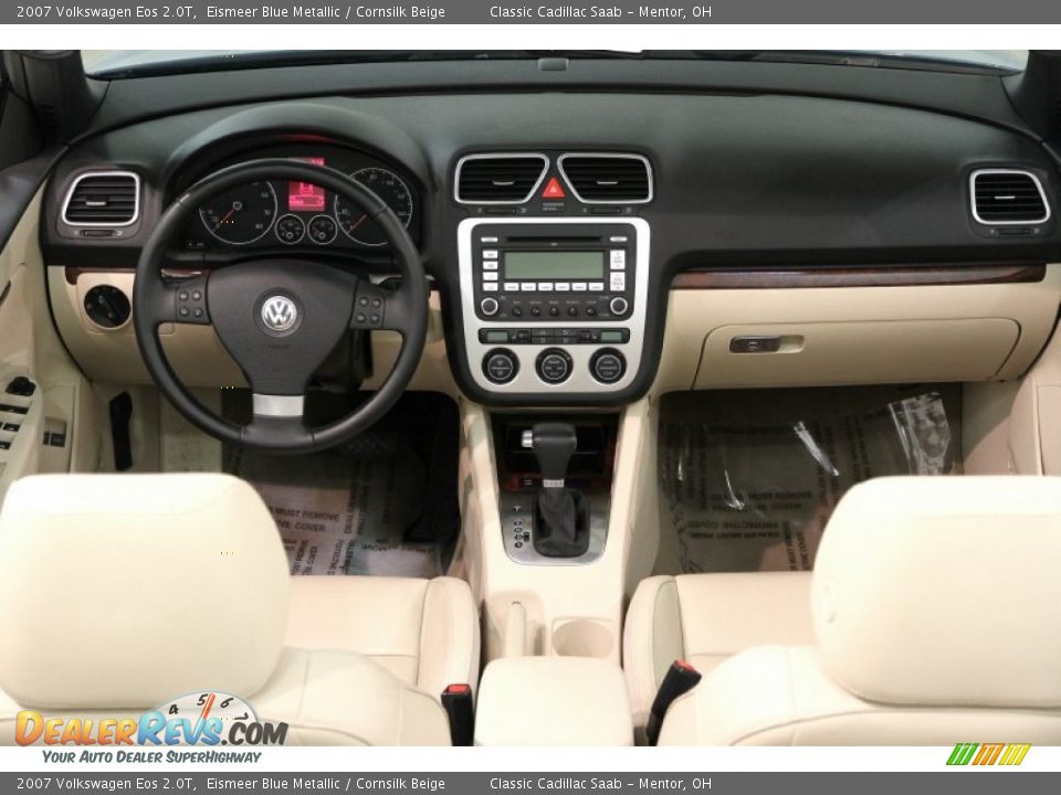 Dashboard of 2007 Volkswagen Eos 2.0T Photo #17