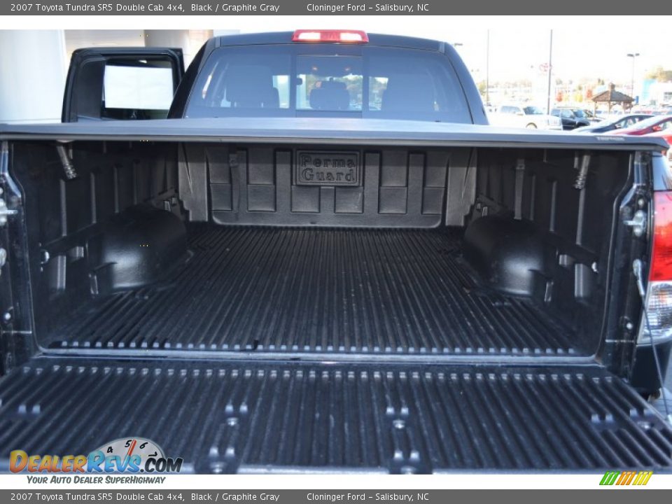 2007 Toyota Tundra SR5 Double Cab 4x4 Black / Graphite Gray Photo #22