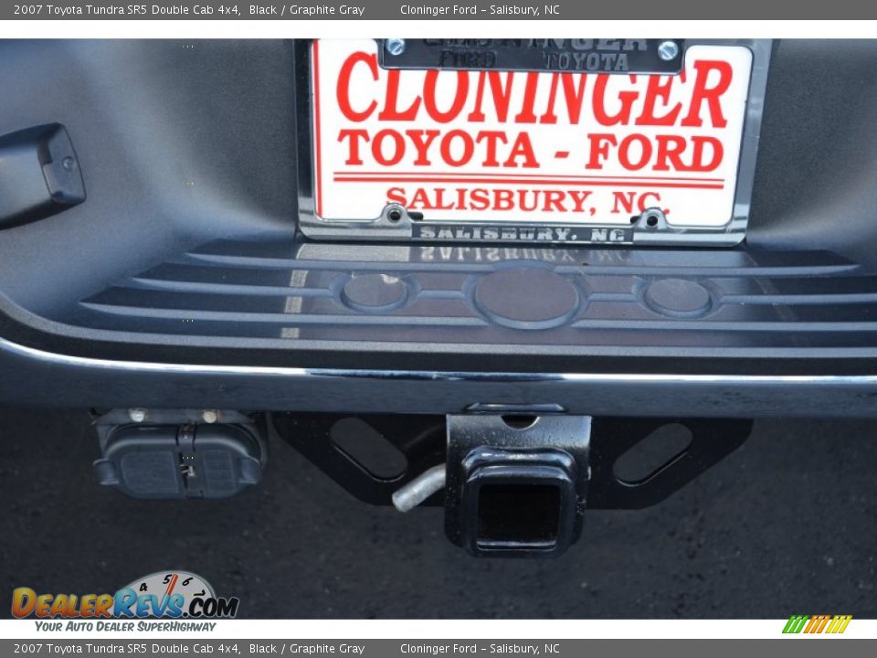 2007 Toyota Tundra SR5 Double Cab 4x4 Black / Graphite Gray Photo #23
