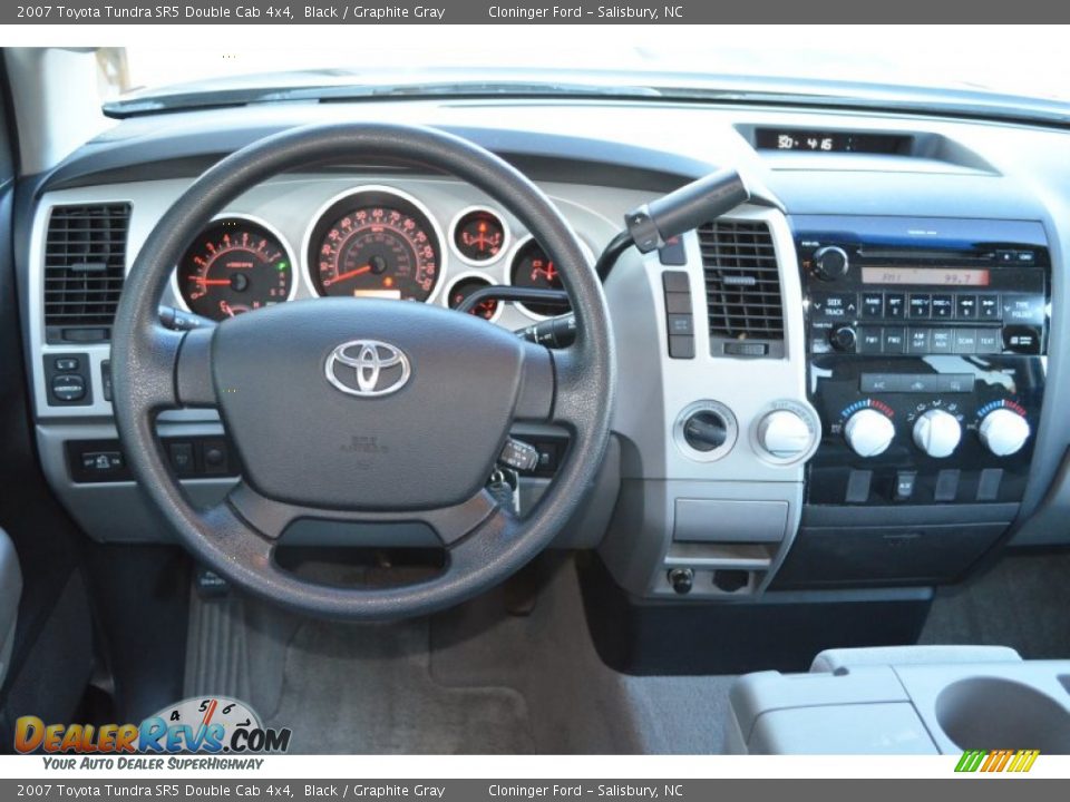 2007 Toyota Tundra SR5 Double Cab 4x4 Black / Graphite Gray Photo #24