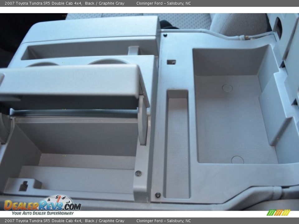 2007 Toyota Tundra SR5 Double Cab 4x4 Black / Graphite Gray Photo #29