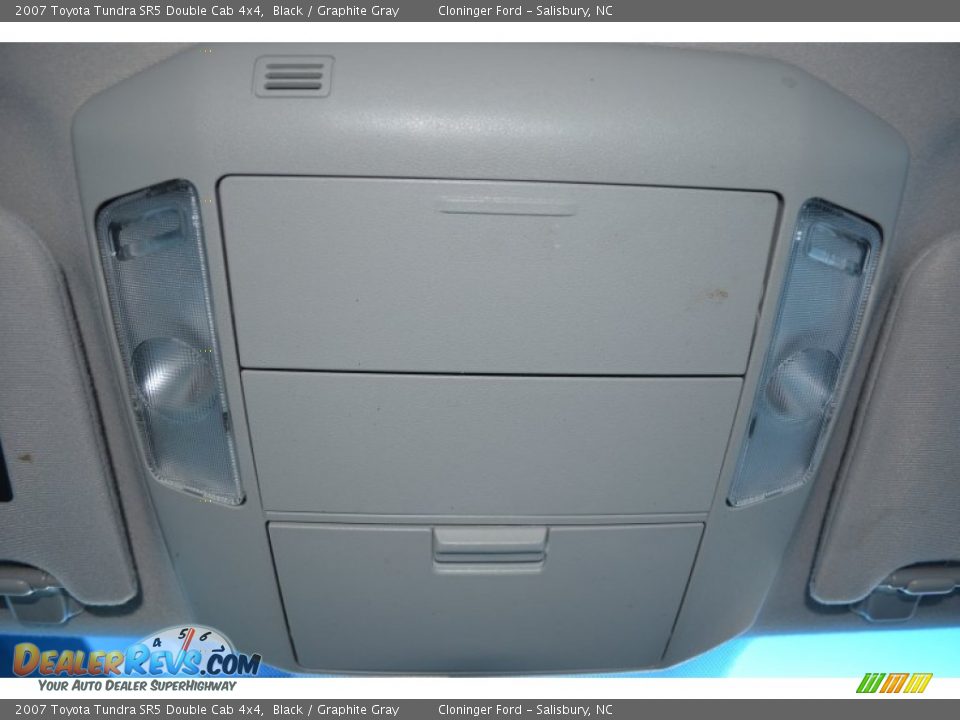 2007 Toyota Tundra SR5 Double Cab 4x4 Black / Graphite Gray Photo #30