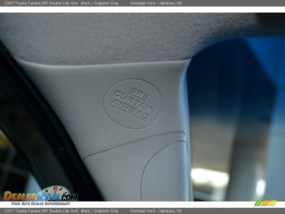 2007 Toyota Tundra SR5 Double Cab 4x4 Black / Graphite Gray Photo #36