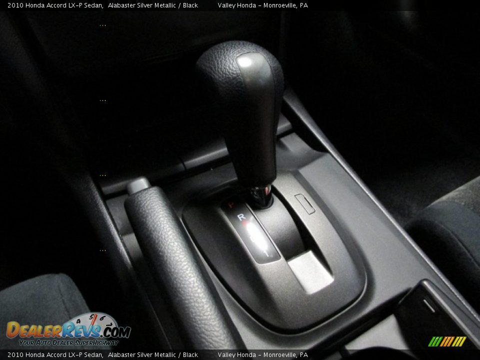 2010 Honda Accord LX-P Sedan Alabaster Silver Metallic / Black Photo #12