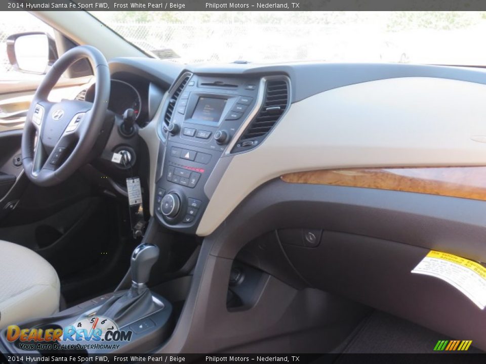 2014 Hyundai Santa Fe Sport FWD Frost White Pearl / Beige Photo #18