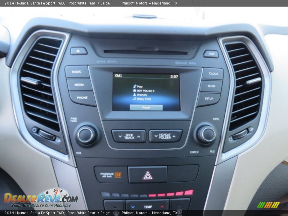 2014 Hyundai Santa Fe Sport FWD Frost White Pearl / Beige Photo #30