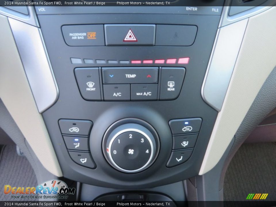 2014 Hyundai Santa Fe Sport FWD Frost White Pearl / Beige Photo #31