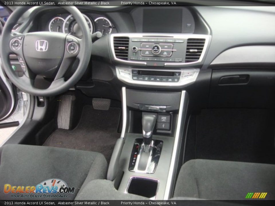 2013 Honda Accord LX Sedan Alabaster Silver Metallic / Black Photo #13