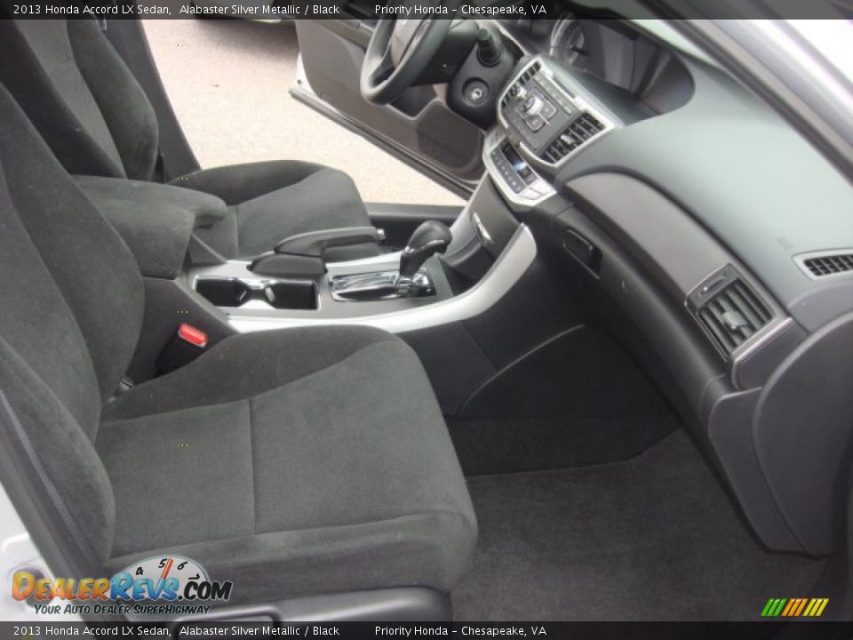 2013 Honda Accord LX Sedan Alabaster Silver Metallic / Black Photo #14