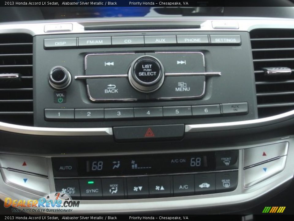 2013 Honda Accord LX Sedan Alabaster Silver Metallic / Black Photo #19