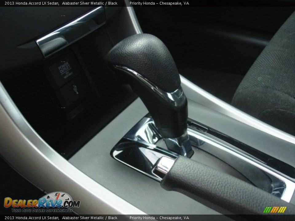 2013 Honda Accord LX Sedan Alabaster Silver Metallic / Black Photo #21