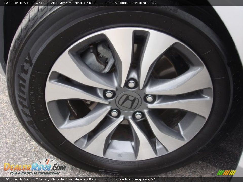 2013 Honda Accord LX Sedan Alabaster Silver Metallic / Black Photo #25