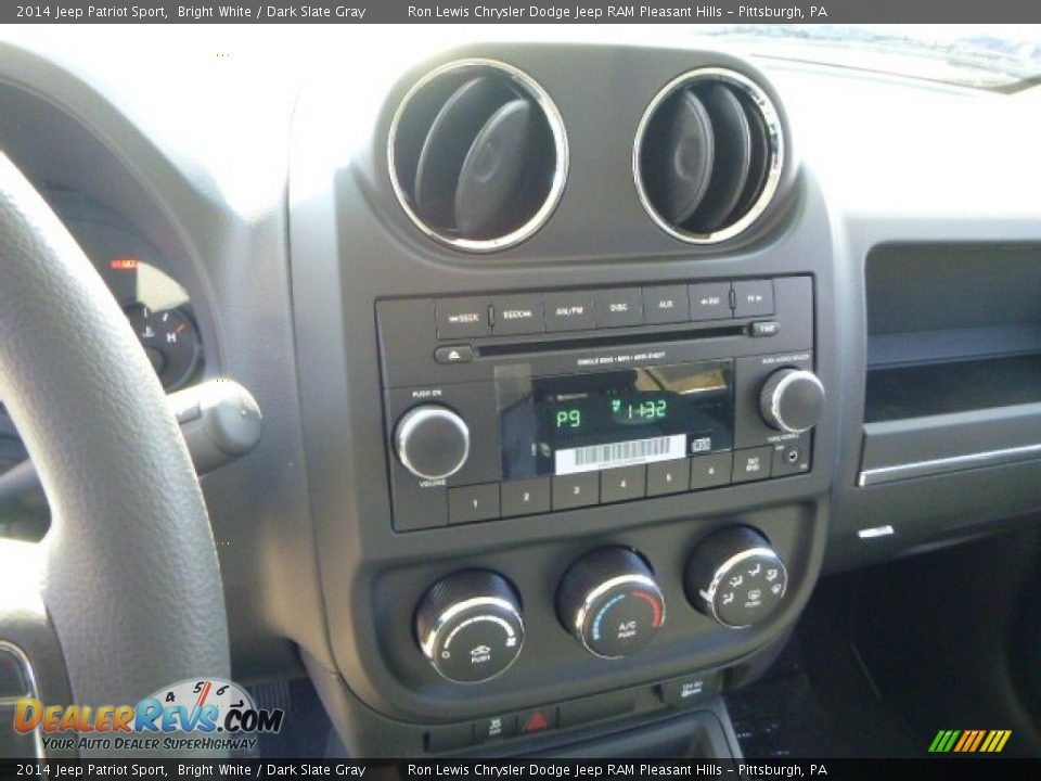 2014 Jeep Patriot Sport Bright White / Dark Slate Gray Photo #19