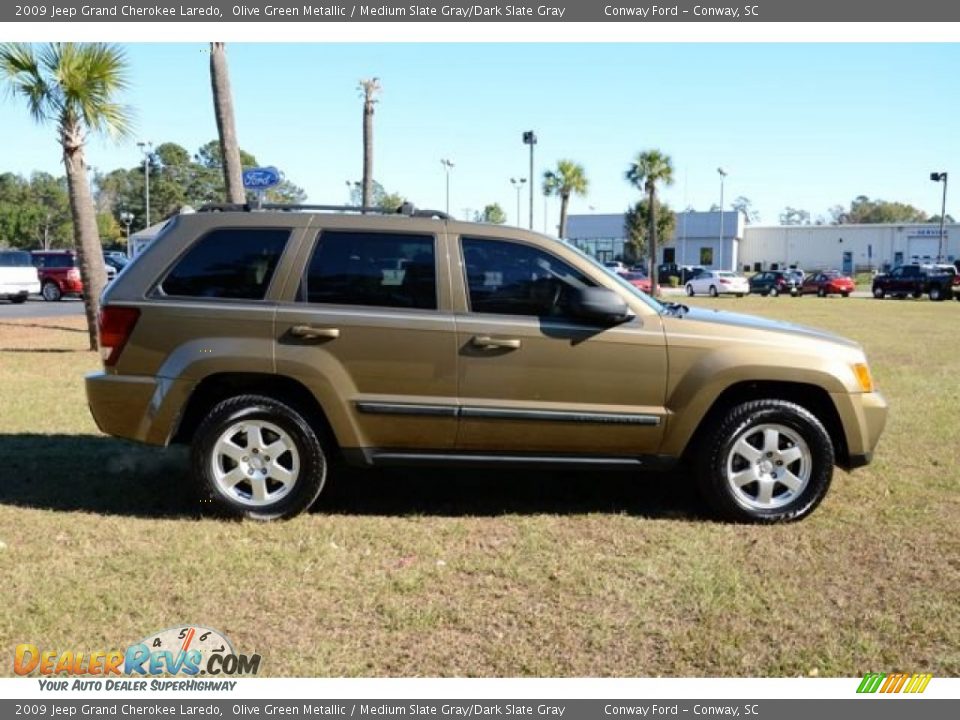 2009 Jeep Grand Cherokee Laredo Olive Green Metallic / Medium Slate Gray/Dark Slate Gray Photo #4
