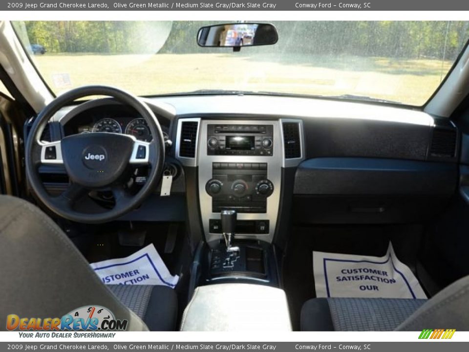2009 Jeep Grand Cherokee Laredo Olive Green Metallic / Medium Slate Gray/Dark Slate Gray Photo #14