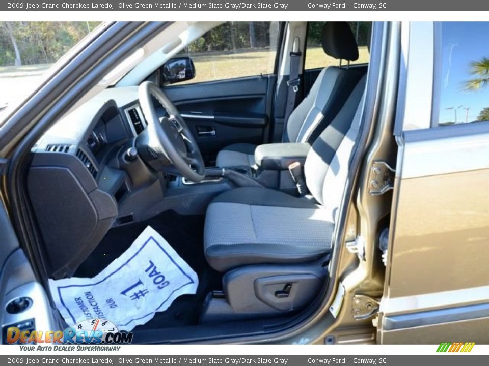 2009 Jeep Grand Cherokee Laredo Olive Green Metallic / Medium Slate Gray/Dark Slate Gray Photo #19