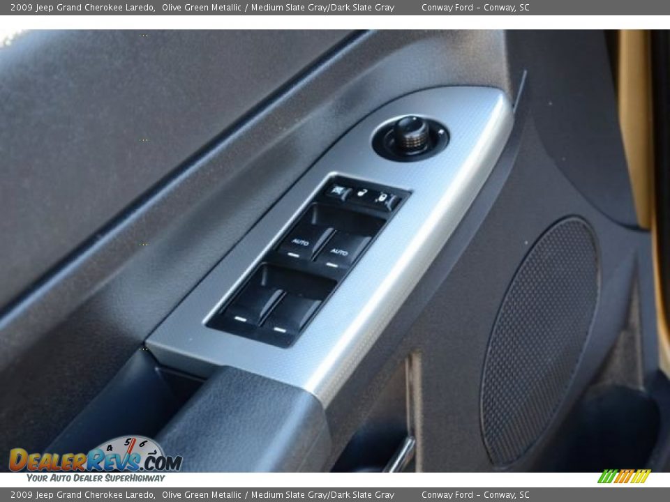 2009 Jeep Grand Cherokee Laredo Olive Green Metallic / Medium Slate Gray/Dark Slate Gray Photo #20