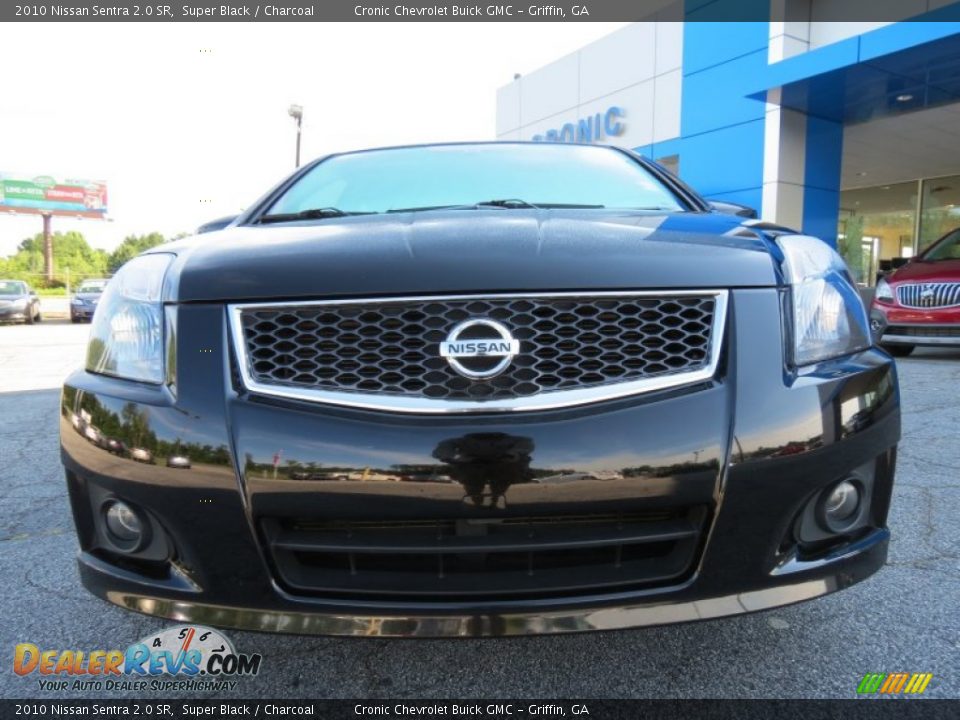 2010 Nissan Sentra 2.0 SR Super Black / Charcoal Photo #2