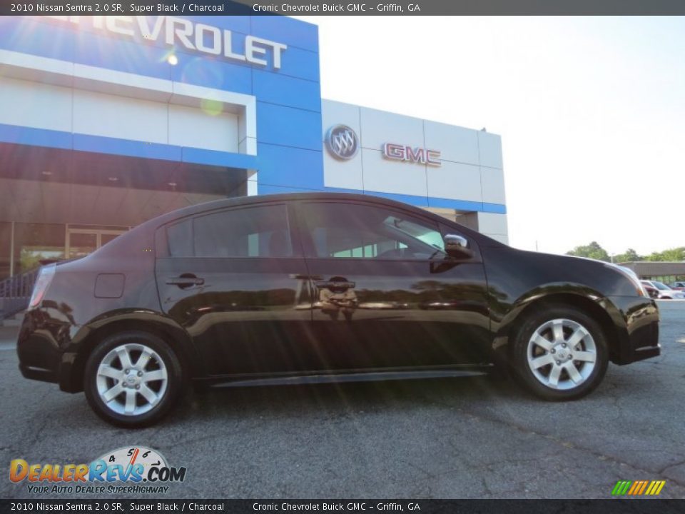 2010 Nissan Sentra 2.0 SR Super Black / Charcoal Photo #8