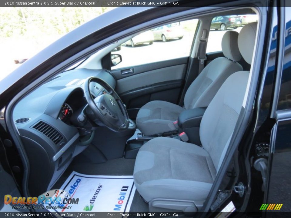 2010 Nissan Sentra 2.0 SR Super Black / Charcoal Photo #10
