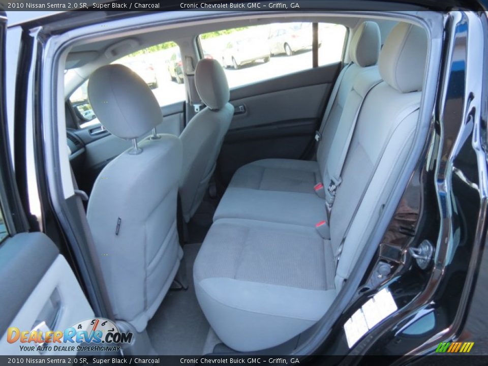 2010 Nissan Sentra 2.0 SR Super Black / Charcoal Photo #12