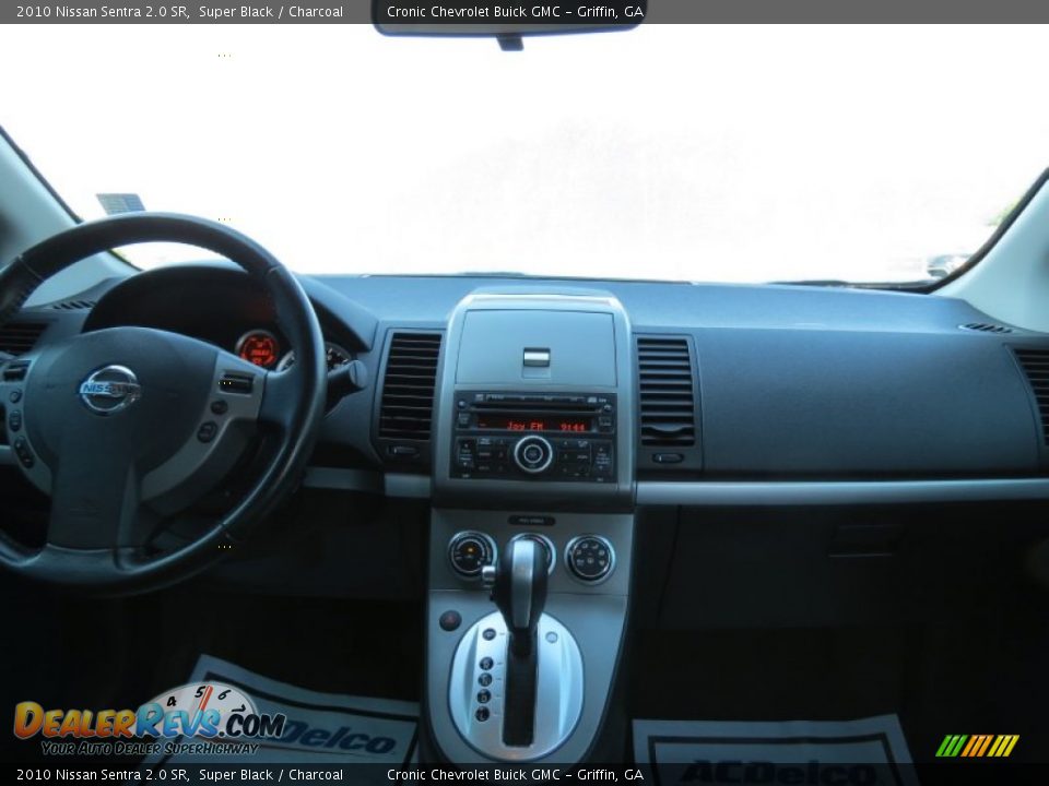 2010 Nissan Sentra 2.0 SR Super Black / Charcoal Photo #16