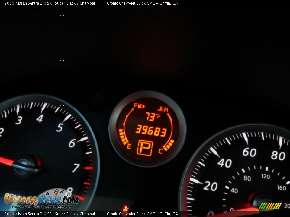 2010 Nissan Sentra 2.0 SR Super Black / Charcoal Photo #20